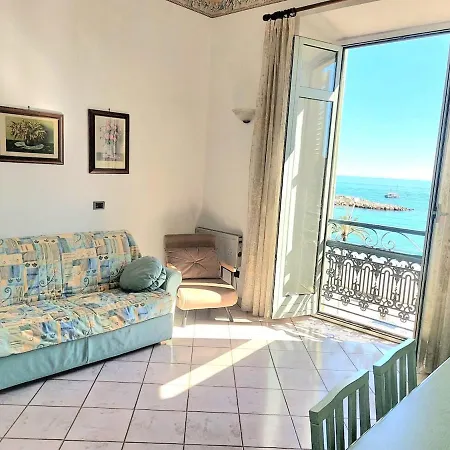 Cozy With Sea View - Sea View And Wi-fi 芒通